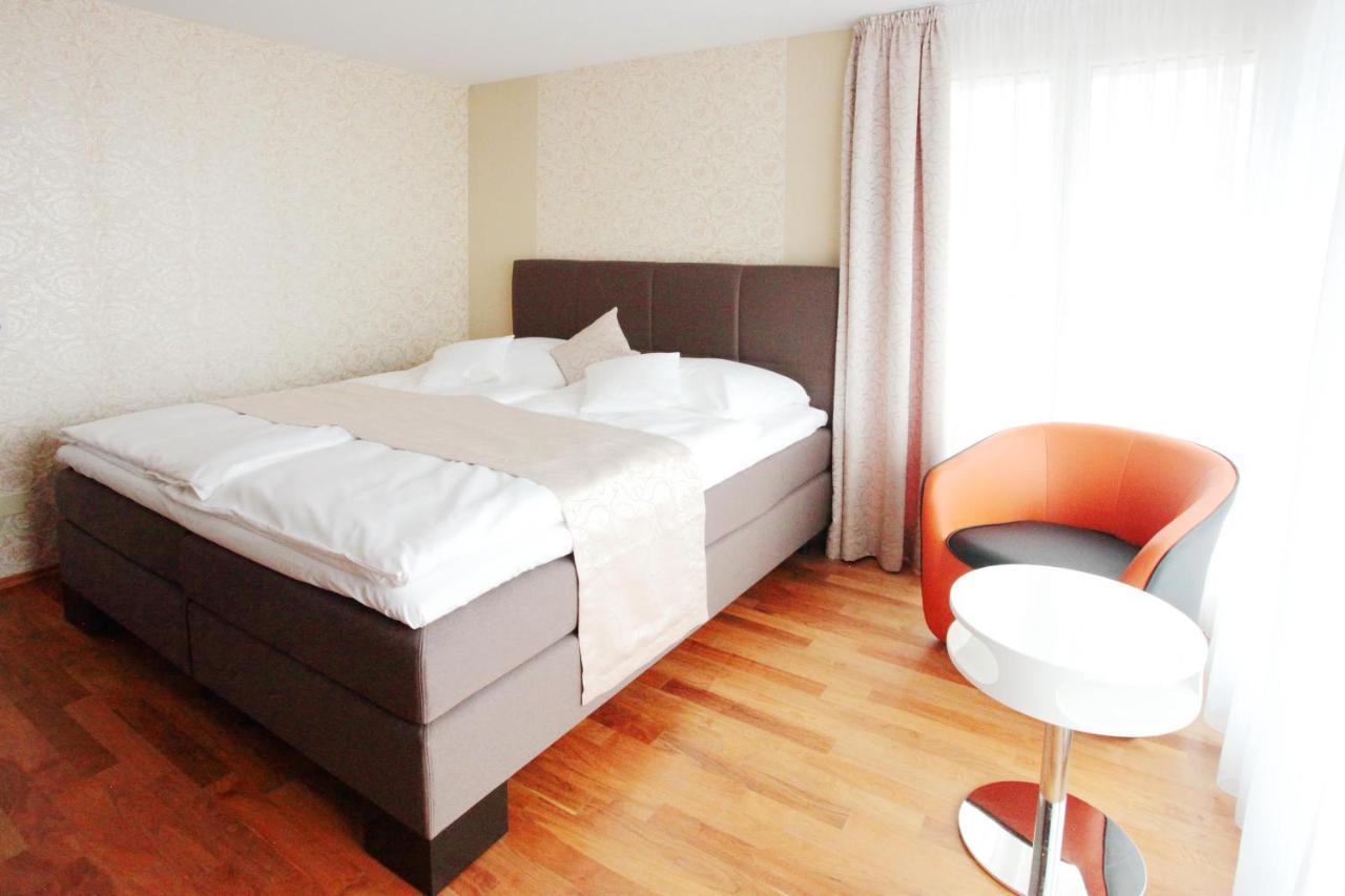 Lamex-Inn Hotel & Restaurant Kelkheim Ngoại thất bức ảnh